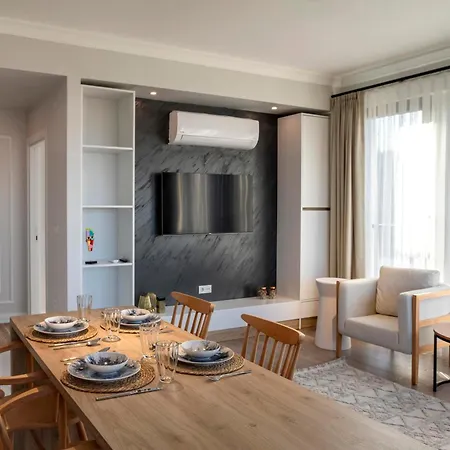 Lagun Castle Hotel&spa Ξενοδοχείο *