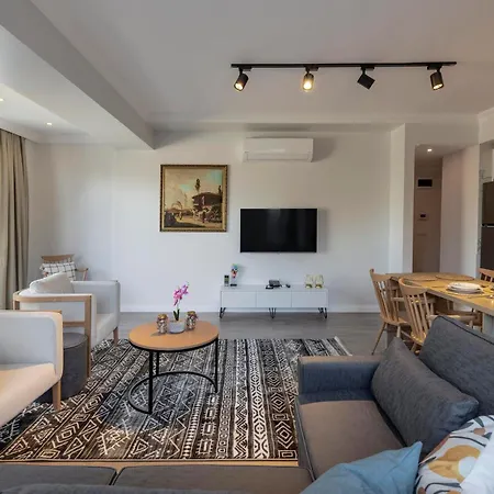 Lagun Castle Hotel&spa