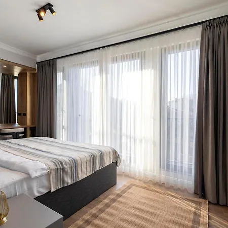 Hotel Lagun Castle Hotel&spa *