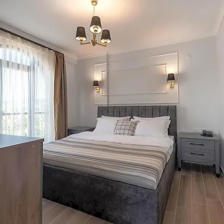 Lagun Castle Hotel&spa *