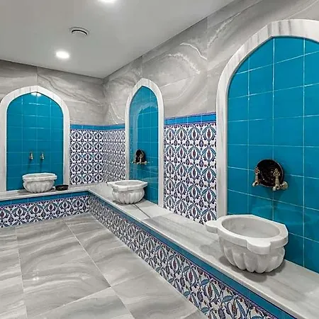Lagun Castle Hotel&spa *